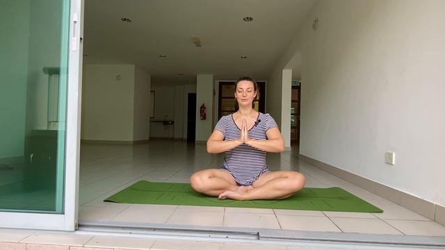 Анджали мудра почтения Anjali Mudra