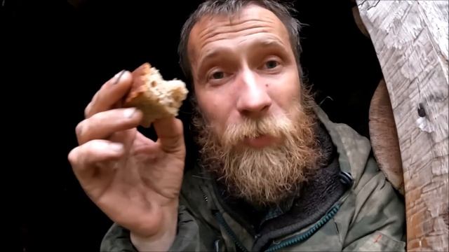 Рыбалка с ночевкой, гнилая изба. Часть 2 смотреть онлайн