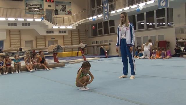 Спортивная гимнастика МАШИНА группа 2019 год первые соревнования смотреть онлайн