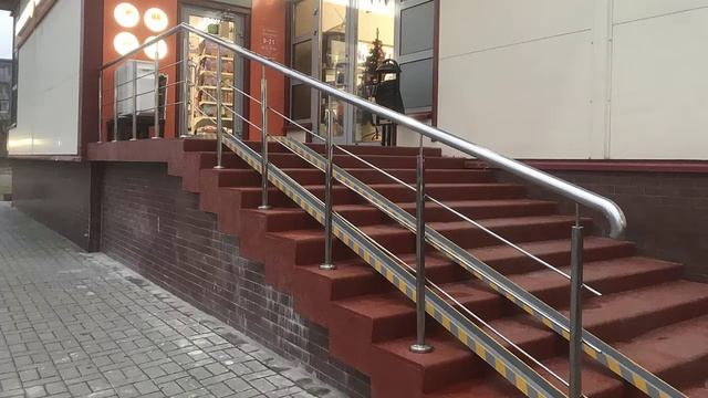 ТЦ ВиКо в г. Фрязино после облицовки лестниц по технологии C3. Посетители и владельцы довольны смотреть онлайн