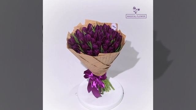 Букет из 35 сиреневых тюльпанов смотреть онлайн