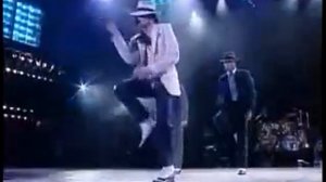 Наклон Майкла Джексона!