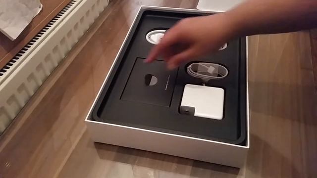 UNBOXING: Apple MacBook Pro w/ Retina Display | Silver Model - New смотреть онлайн
