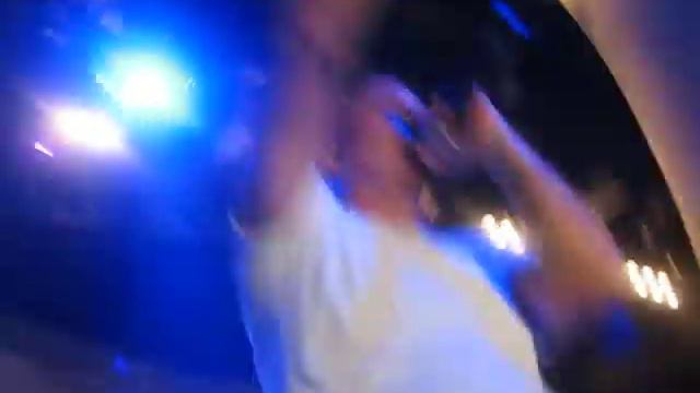 Pitbull Live in Germany "Shake" смотреть онлайн