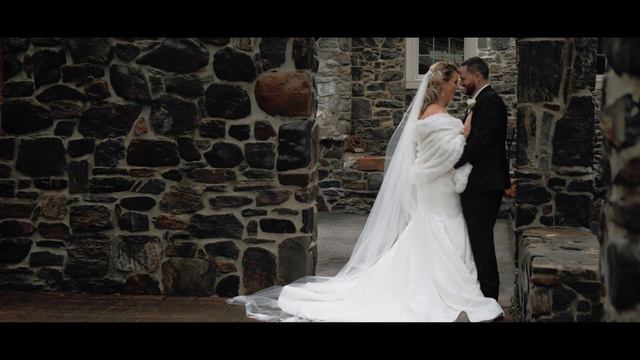 Grab the Tissues! Beautiful Winter Wedding at Kings Mills in Media, PA смотреть онлайн
