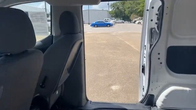 2017 Chevy City Express 1LT смотреть онлайн