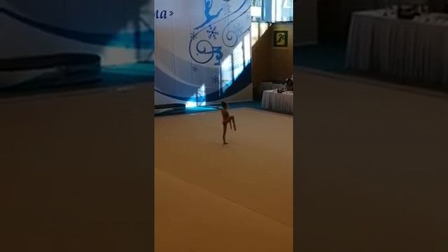 Арина Соболевская.Соревнавания Москва "Королева зима" 2019 год. Официальный номер смотреть онлайн