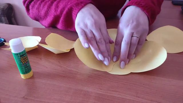 МК з виготовлення паперових квітів для декорування, "Казкова майстерня" смотреть онлайн