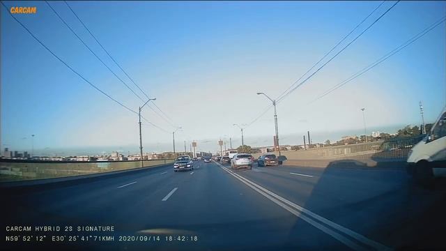 Задняя камера CARCAM HYBRID 2S SIGNATURE, пример дневной съемки смотреть онлайн