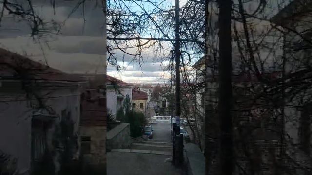 ЦЕНТРАЛЬНАЯ ГОРКА. ОТКРЫВАЕТСЯ КРАСИВЫЙ ВИД НА ГОРОД. #севастополь смотреть онлайн