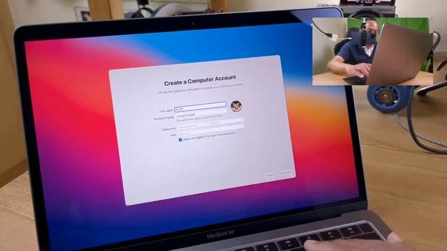 MacBook Air M1 Space Grey Unboxing and Setup [LIVE] смотреть онлайн
