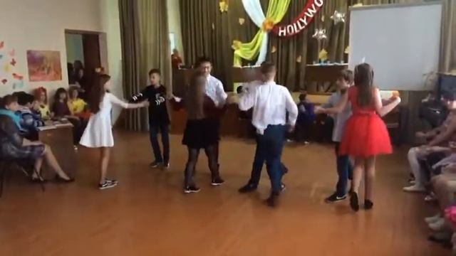 Осенний бал смотреть онлайн