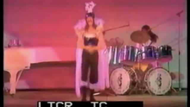Elton John - I Think I'm Going to Kill Myself (1972) смотреть онлайн