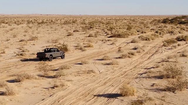 2020 Jeep Gladiator Mojave | Desert Rated Jeep 4x4 смотреть онлайн