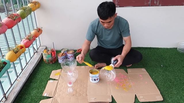 Recycle Plastic Gardening Bottles, DIY Stunning Flower Pots From Plastic Bottles For The Garden смотреть онлайн