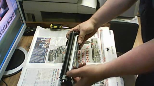 Как самому правильно заправить картридж Brother TN 2090/ Сброс тонера _ видео смотреть онлайн