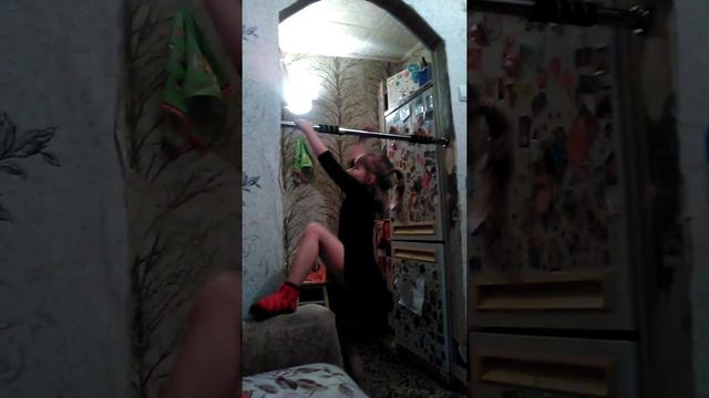 Пацан в трусилях смотреть онлайн