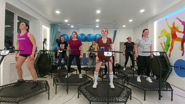 Джампинг-фитнес смотреть онлайн