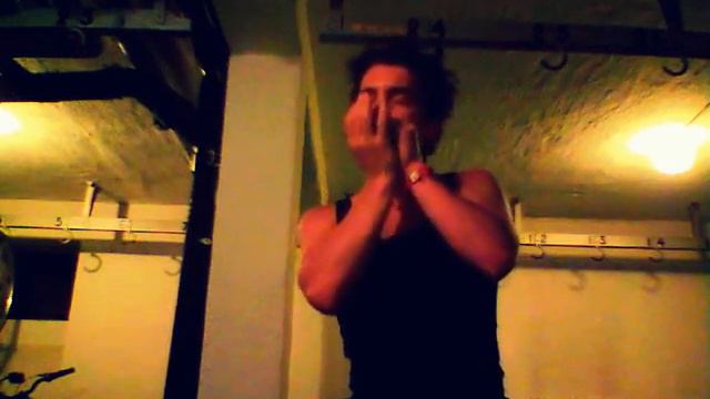 "Low G" VS "G Harmonica" смотреть онлайн