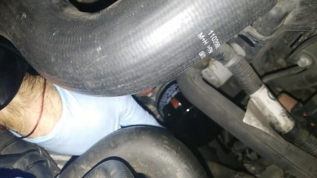 60.000km sustitución del filtro combustible/gasoil/diesel NISSAN PULSAR смотреть онлайн