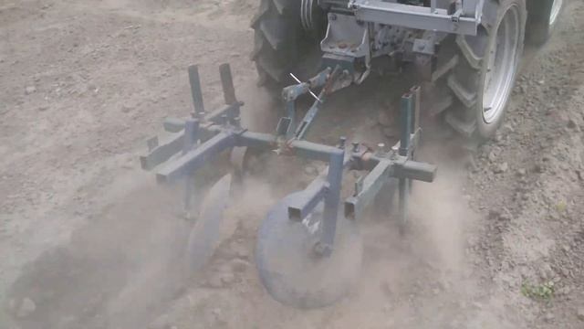 окучиваем всходы картофеля смотреть онлайн