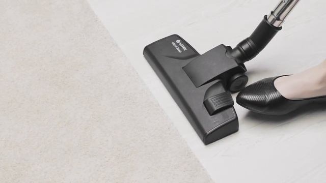 Пылесос без мешка для сбора пыли VITEK VT-8117 BK смотреть онлайн