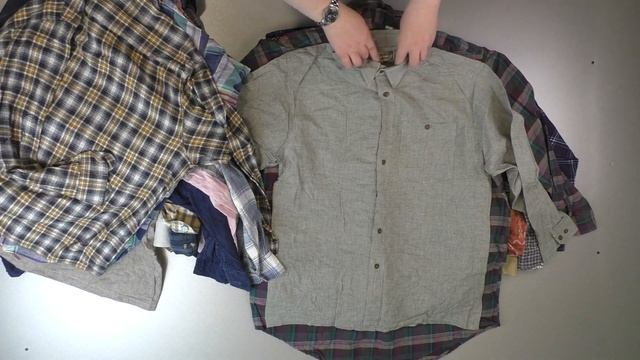 лот 1905 Мужские рубашки экстра (8 кг, 23 шт, 5700 руб, 250 руб, шт) смотреть онлайн