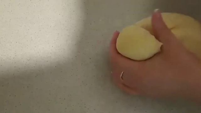 Вкуснейшие пирожки на кефире с творогом смотреть онлайн