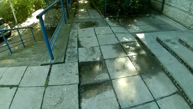 #206 Ялта после дождя. Бархатный сезон в Ялте. Погода в Крыму в октябре. Осень в Ялте. Лужи в Ялте смотреть онлайн
