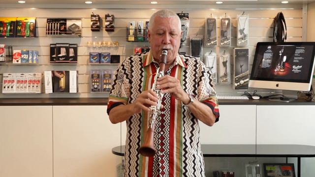 Paquito d'Rivera and his friends visiting the New York Vandoren Studio смотреть онлайн