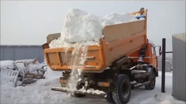 ПРИКОЛЬНАЯ ЗАГРУЗКА САМОСВАЛА!!! смотреть онлайн