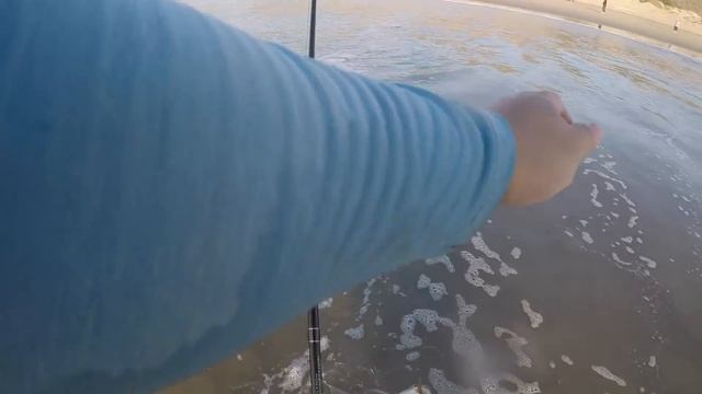 Catching SLABS on the Perch Crack Baits Sandworm!!! смотреть онлайн