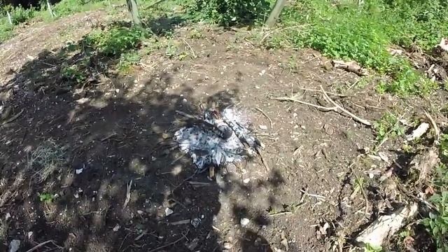 How To Make Char Cloth And Use A Traditional Flint And Firesteel смотреть онлайн
