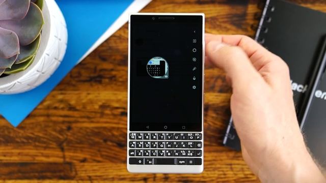Обзор BlackBerry KEY2