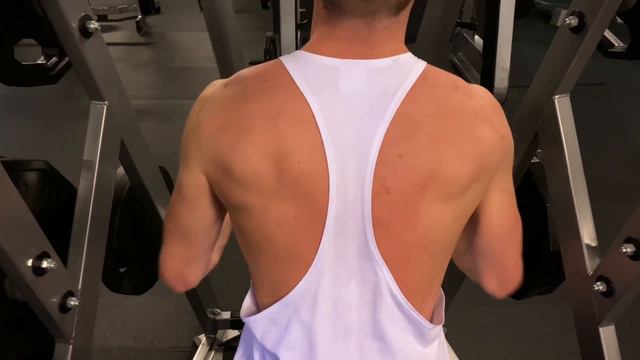 MONSTER SQUAD TAKES ON FLEX FITNESS смотреть онлайн