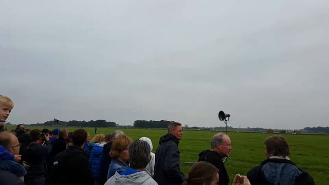 Luchtmachtdagen: Turkish Stars NF-5 head-on. смотреть онлайн