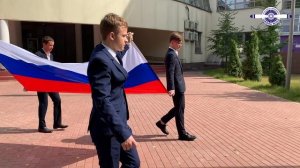 Репетиция церемонии поднятия Государственного флага Российской Федерации в школе 152.