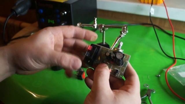 блок питания на lm317t смотреть онлайн