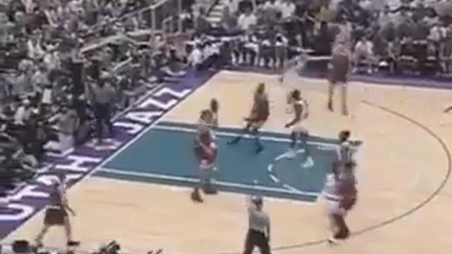 Michael Jordan: The Flu Game (Stuart Scott on the call). смотреть онлайн
