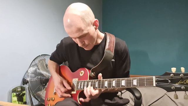 Killer Queen. Guitar Solo Cover. { Brian May } смотреть онлайн