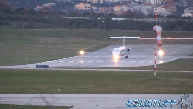 Bulgarian Air Charter - McDonnell Douglas MD-82 LZ-LDM - Sunset Takeoff from SPU/LDSP Split airport смотреть онлайн