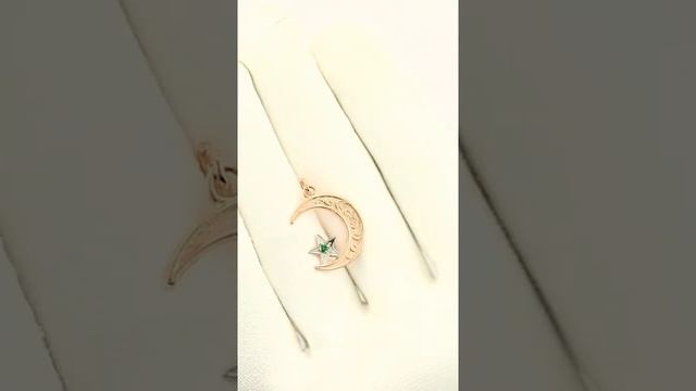 Мусульманская подвеска "Полумесяц" из красного золота с зеленым фианитом 585 пробы ПМ17 смотреть онлайн