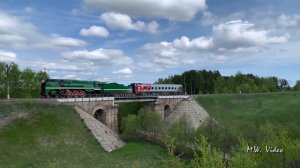 Паровоз П36-0120 с турисчиским поездом  “Москва - Калуга”.