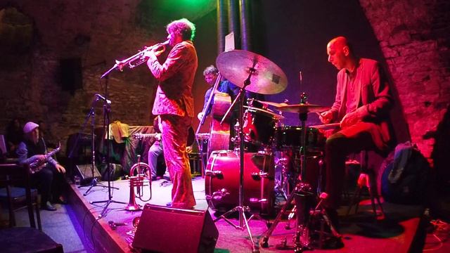 Jiří Stivin, Jiří Stivin Jr, Petr Dvorsky, Ian Mikyska & Matthias Schriefl at AghaRTA Jazz Centrum, смотреть онлайн
