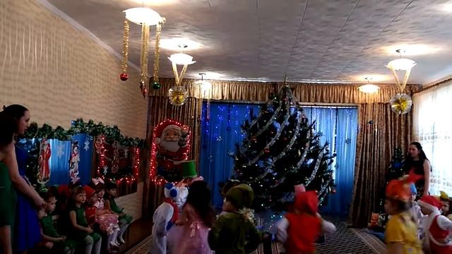 Танец "Новогодние игрушки" (Аркадий Хоралов) смотреть онлайн