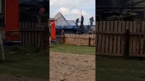 Был очень пожар шифер стрелял корсар 5ый никто не пострадал все живые сгорела только крыша