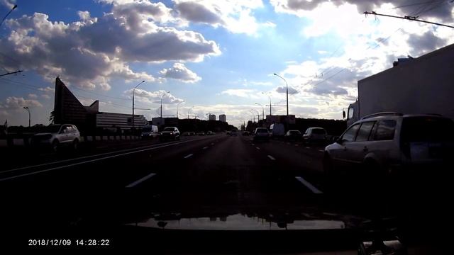 хитросделанные на съезде на МКАД Минск. 08 08 2018 смотреть онлайн