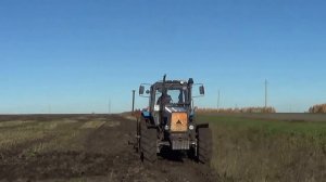 Вспашка трактора МТЗ-1221В чизельным плугом  ПЧ-2.5