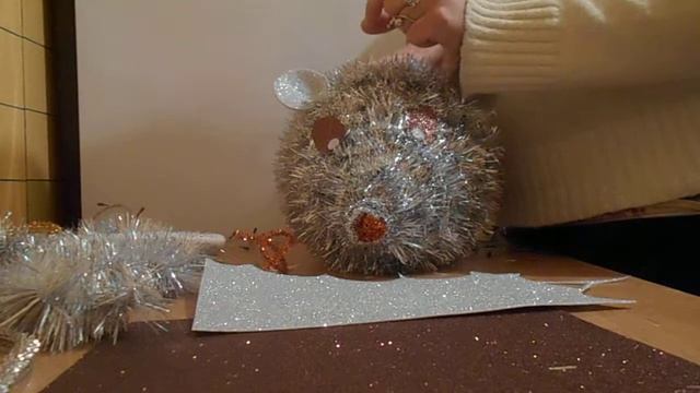 Я\Мышка из подручных материалов\Творчество\I \ A mouse made of improvised materials\ creativity смотреть онлайн