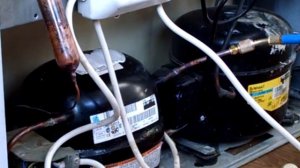 Не морозит холодильник. Забита капилярная трубка. Как пробить трубку в домашних условиях без пресса